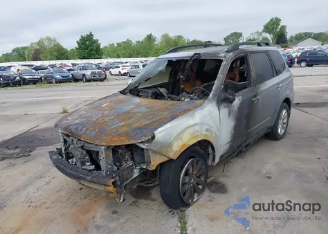 2013 Subaru Forester 2.5X Premium из США, поврежденный, VIN JF2SHADC4DH444650